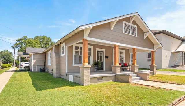 Crimson Corner 4BR/4BA Craftsman Home UA Campus Sleeps 8