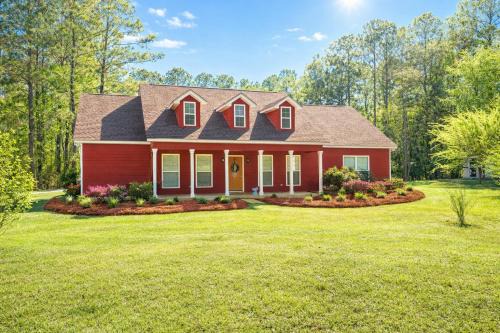Crimson Pines Country Retreat