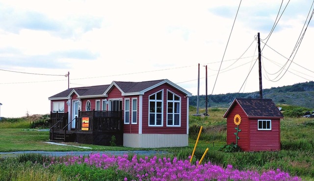 Crimson Sky Cottage, Twillingate