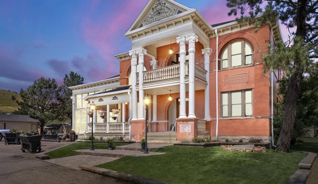 Cripple Creek Hospitality House