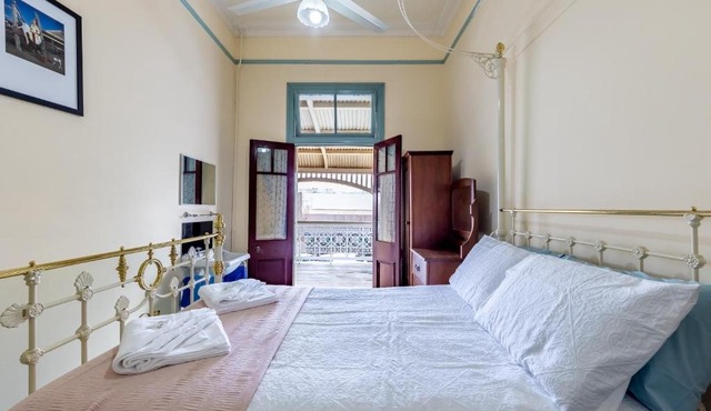 Criterion Warwick Hotel