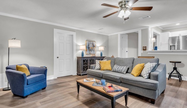 Critz St Retreat, Cozy Starkville, Spacious