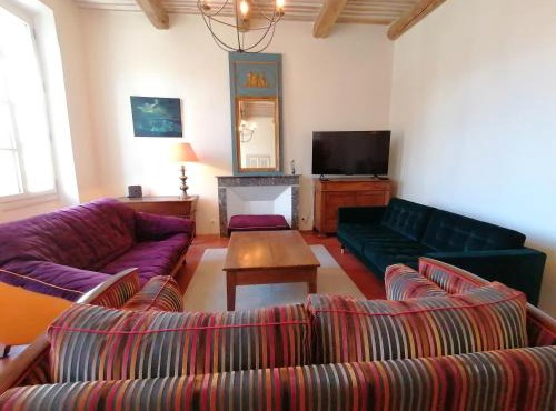 Croassecorbeau Maison de Famille au pied du Ventoux