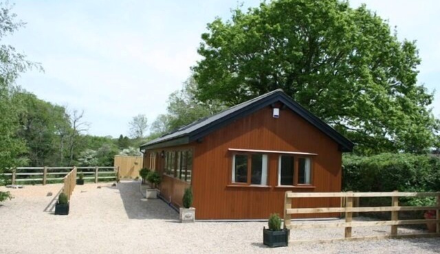 Crockerton Lodge - Village Holiday Let close to Longleat House & Safari Park
