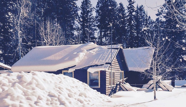 Croll Cabins-Price Bunkhouse-#4 at Vallecito Lake. Beautiful views, pet friendly