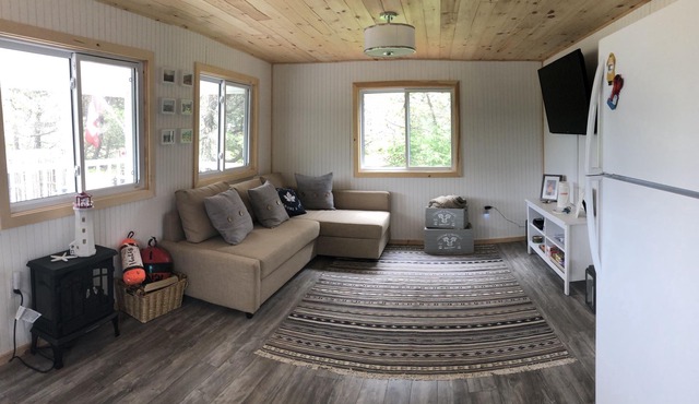 Crooked Cottage on Kildare Capes