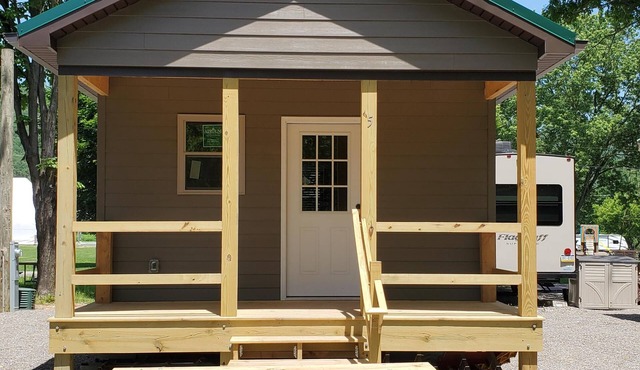 Crooked Creek Cabin 4 - Cabin Four: Spacious retreat in the PA Wilds, Pine Creek access, ideal for family adventures.