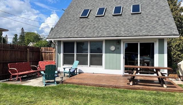 Crooked Lake Cottage with sandy swimming beach