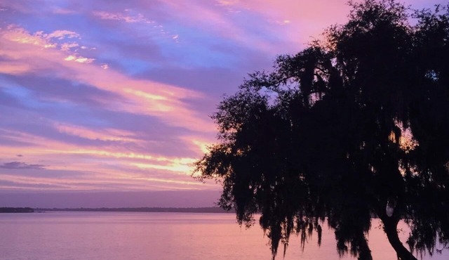 Crooked Lake home in the Heart of Florida