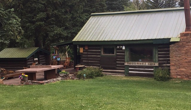 Cross Creek Ranch log home hideaway for the perfect getaway
