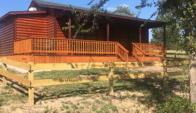 Cross Timbers Country Cabin #1