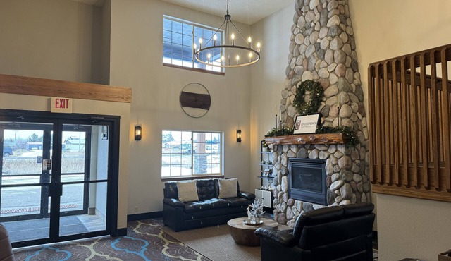 Crossroads Hotel