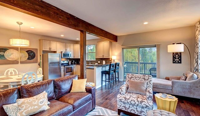 Crossroads Snowshoe Townhome: Great Views, On Rec Path
