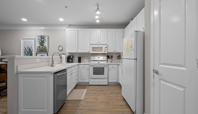 Crow Creek Condo minutes from Sunset Beach