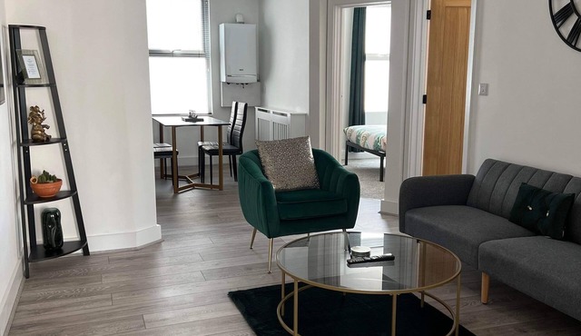 Crow nest apartment 2