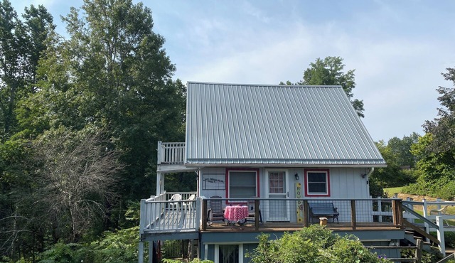 Crow's Nest Chalet Hendersonville NC McMillan Hidden Valley-Views-Pet Friendly!