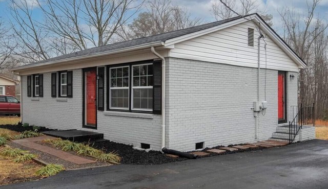 "Crowder's Cottage" — Cozy retreat near Kings Mountain & Gastonia, NC
