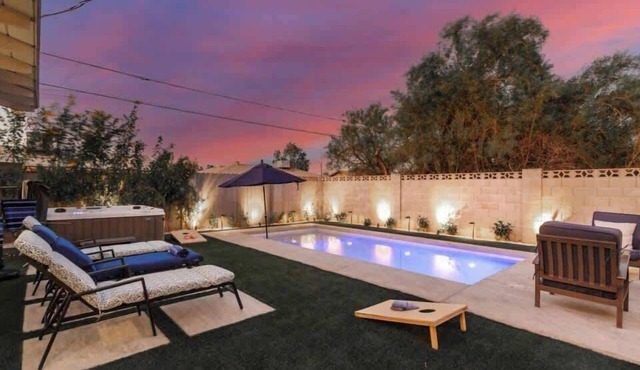 Crown Azul | FREE Pool Heat | 2 Primarys | Hottub