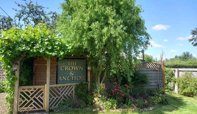 Crown Cabin Wiltshire near Longleat and Bath