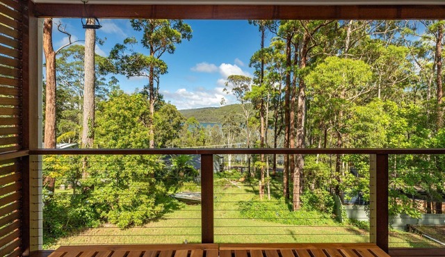 Crown Cottage - close to Seal Rocks