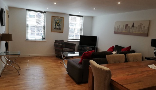 Crown House a new development with unique features (55C)