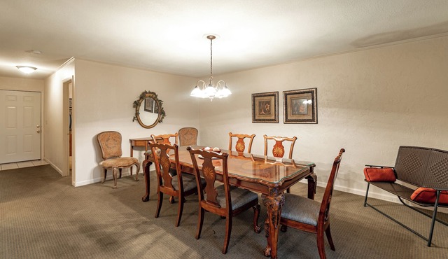 Crown Resorts Lake Tansi East 3 Bedroom, 2 Bathroom Condo w/ 2 Queen, 2 Twins