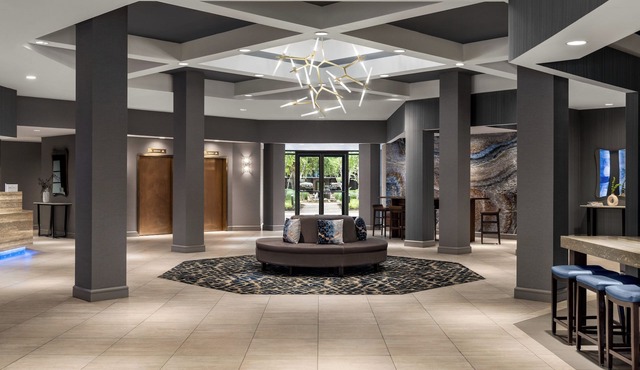 Crowne Plaza Edison by IHG