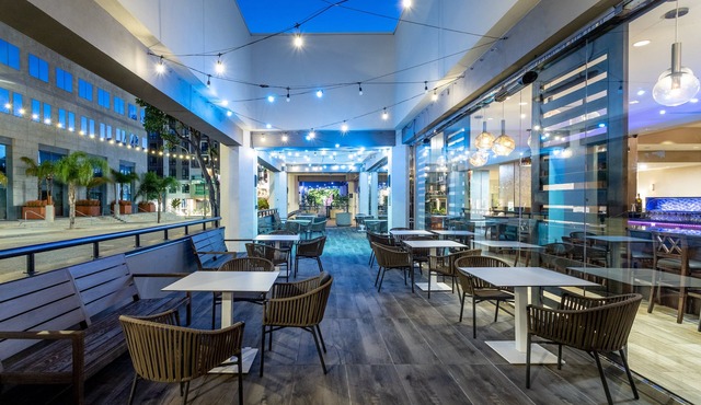 Crowne Plaza Los Angeles Harbor Hotel by IHG