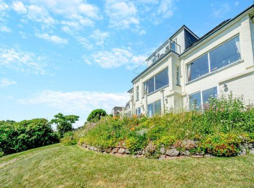 Crownhill Bay Garden Suite - Uk47511