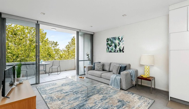 Crows Nest - CLA26 - Clarke Street - Stylish Crows Nest Apartment with Balcony Overlooking Park