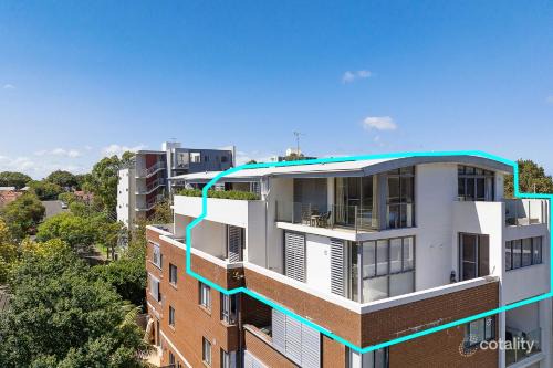 Crows Nest - Executive Penthouse - 3 Bedroom- 5km to City
