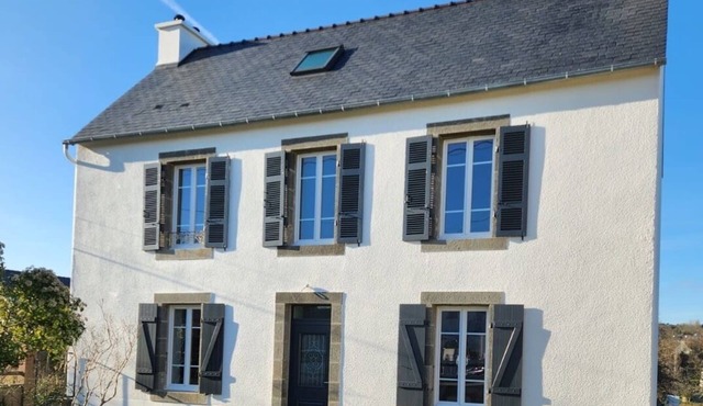 Crozon-Morgat: Renovated family home for 6-8 people 5 minutes from the beach