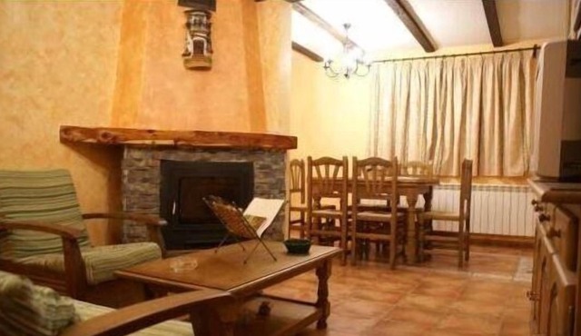 Cruz-Mar Apartments