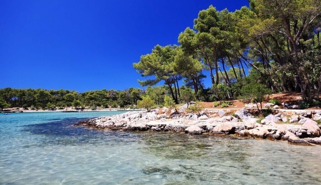 Crvena Luka Resort