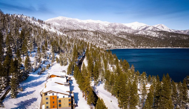 Crystal Bay Penthouse 300 | Community Hot Tub | Close to Beaches & Skiing!