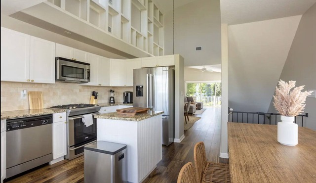 CRYSTAL BEACH HOME | PRIVATE POOL | WALK TO BEACH