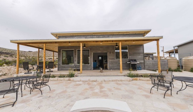 Crystal Mountain Cabin: Custom Built 2019. Relax in Seclusion.