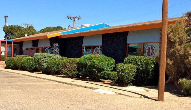 Crystal Palace Inn Brownfield