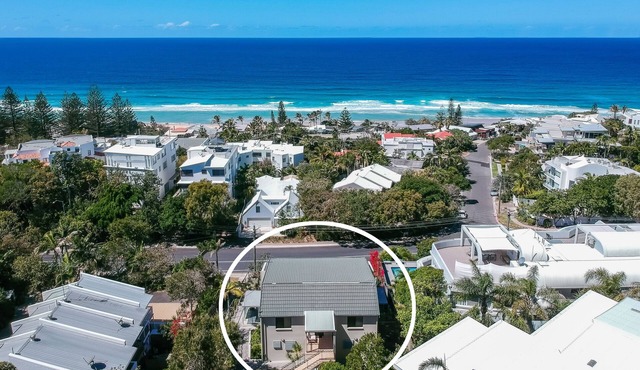 Crystal Shores Sunshine Beach