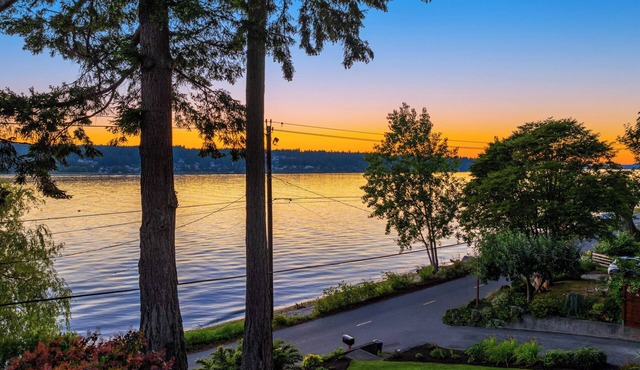 Crystal Springs Seaside Escape
