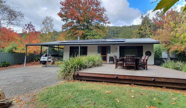 CRYSTALBROOK COTTAGE : Mt Buffalo