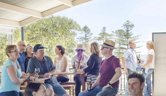 cu@wallaroo-cu2 Group accommodation