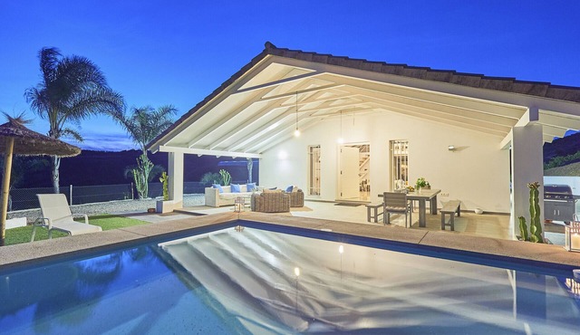 Cubo's Villa Loft Monte Perdido/air conditioning/free wifi/private pool