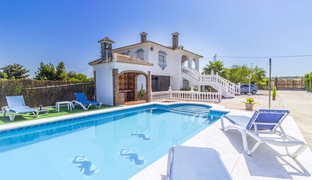 Cubo's Villa Gertrudis. Air conditioning, private pool, wifi.