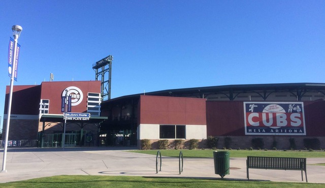 Cubs Fans! Sloan Park, ASU, Scottsdale, Two Malls, Casinos, Golf & More