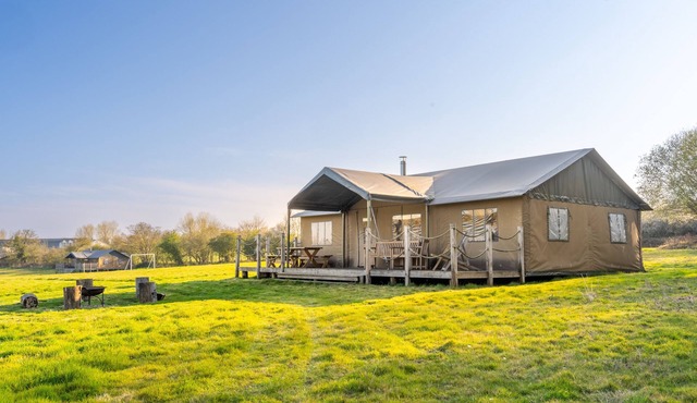 Cuckoo, Lantern and Larks site located in Sweffling