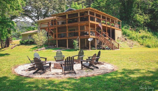 Cullasaja River front Cabin with game room in the Smokey Mountains Franklin NC