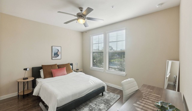 Cullen 8206 I New Construction Bd Apt I Gated