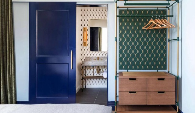 Culture and Comfort Combined in Center City! Pets Allowed, Onsite Parking!