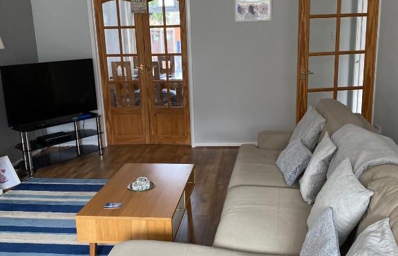 Cumberland Avenue prenton Wirral 3bed detached house with a lovely view looking out on to a field from the rear close to all amenities